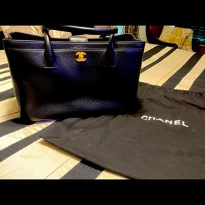 NEW CHANEL EXECUTIVE TOTE -  NWOT make offers…I might just accept it???